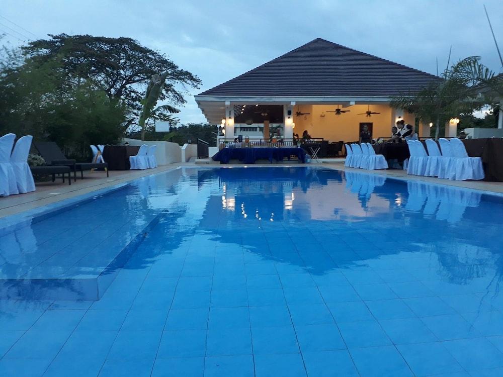 Hotel Southwind Palawan Puerto Princesa Exterior foto